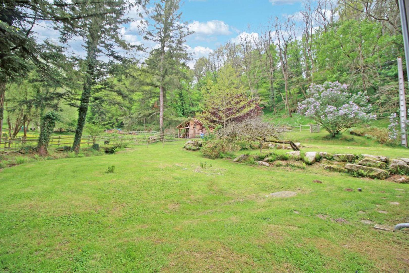 Villa Trois Anes Et Un Moulin Bessines-sur-Gartempe Exterior foto