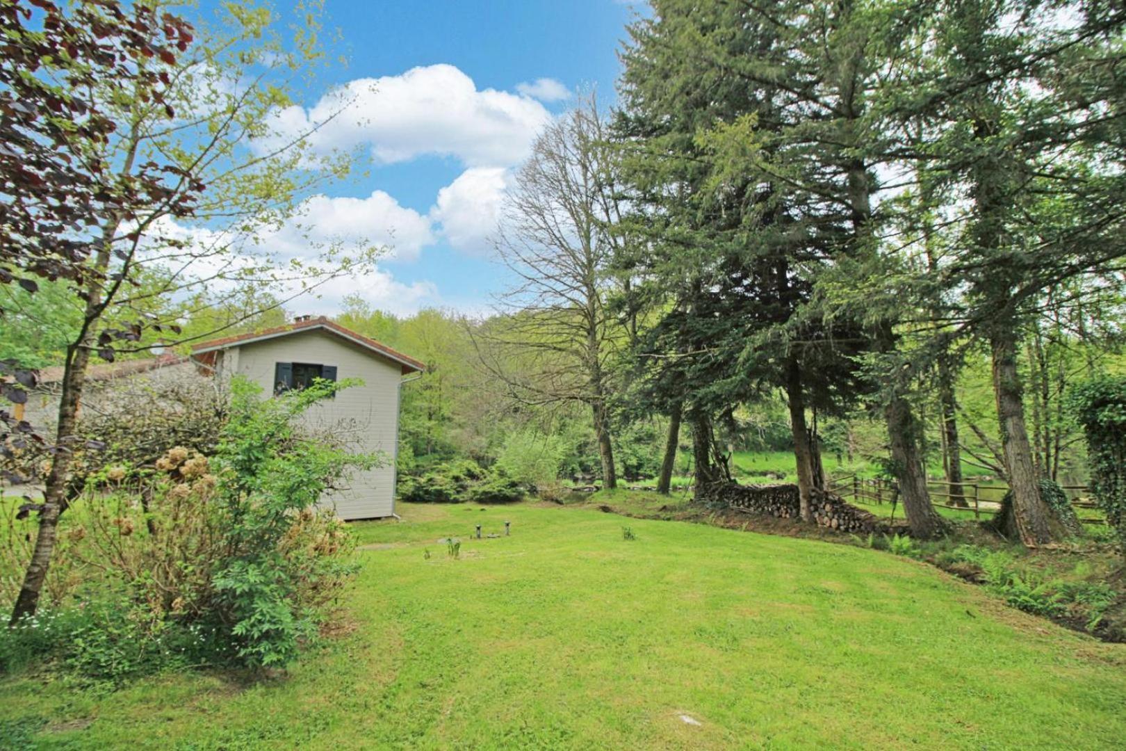 Villa Trois Anes Et Un Moulin Bessines-sur-Gartempe Exterior foto